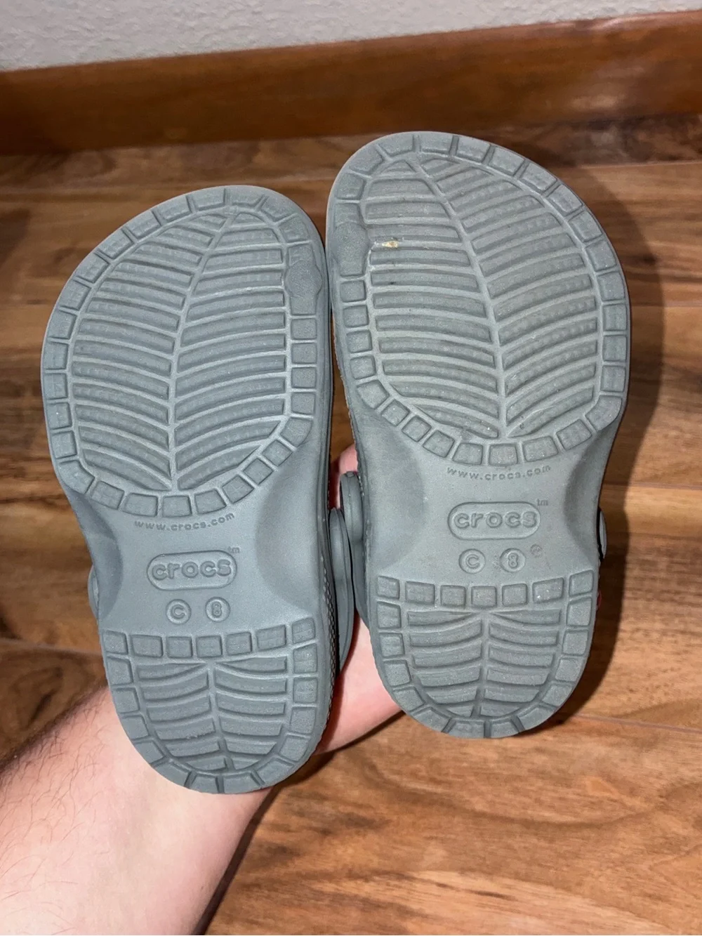 Kids Crocs, gray - size 8c